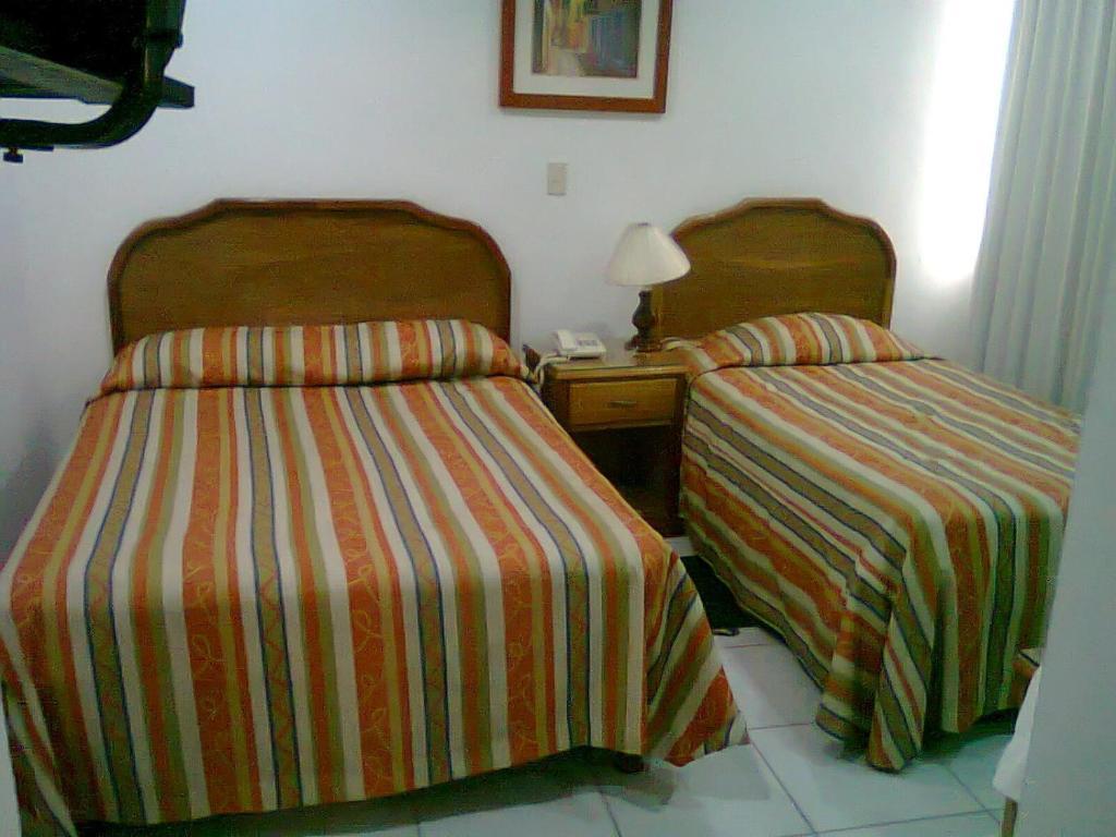 Hotel Ibarra Tepic Zimmer foto